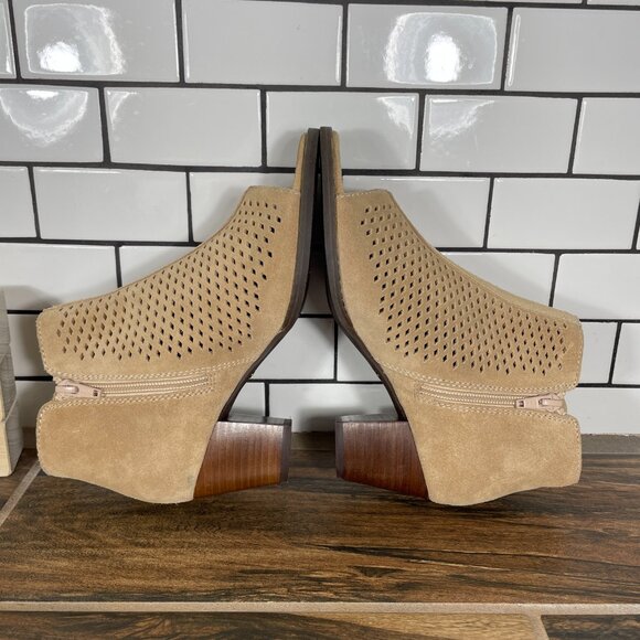 Vionic Aloft Chryssa Womens Size 6.5 Shoes Light Sand Suede Open Toe Ankle Boots - Picture 6 of 13